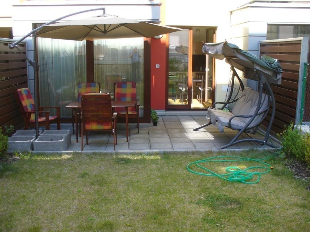 Garden Apartment With Garage In Central Prague Luaran gambar