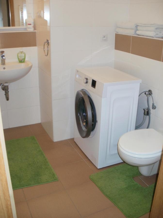 Garden Apartment With Garage In Central Prague Luaran gambar